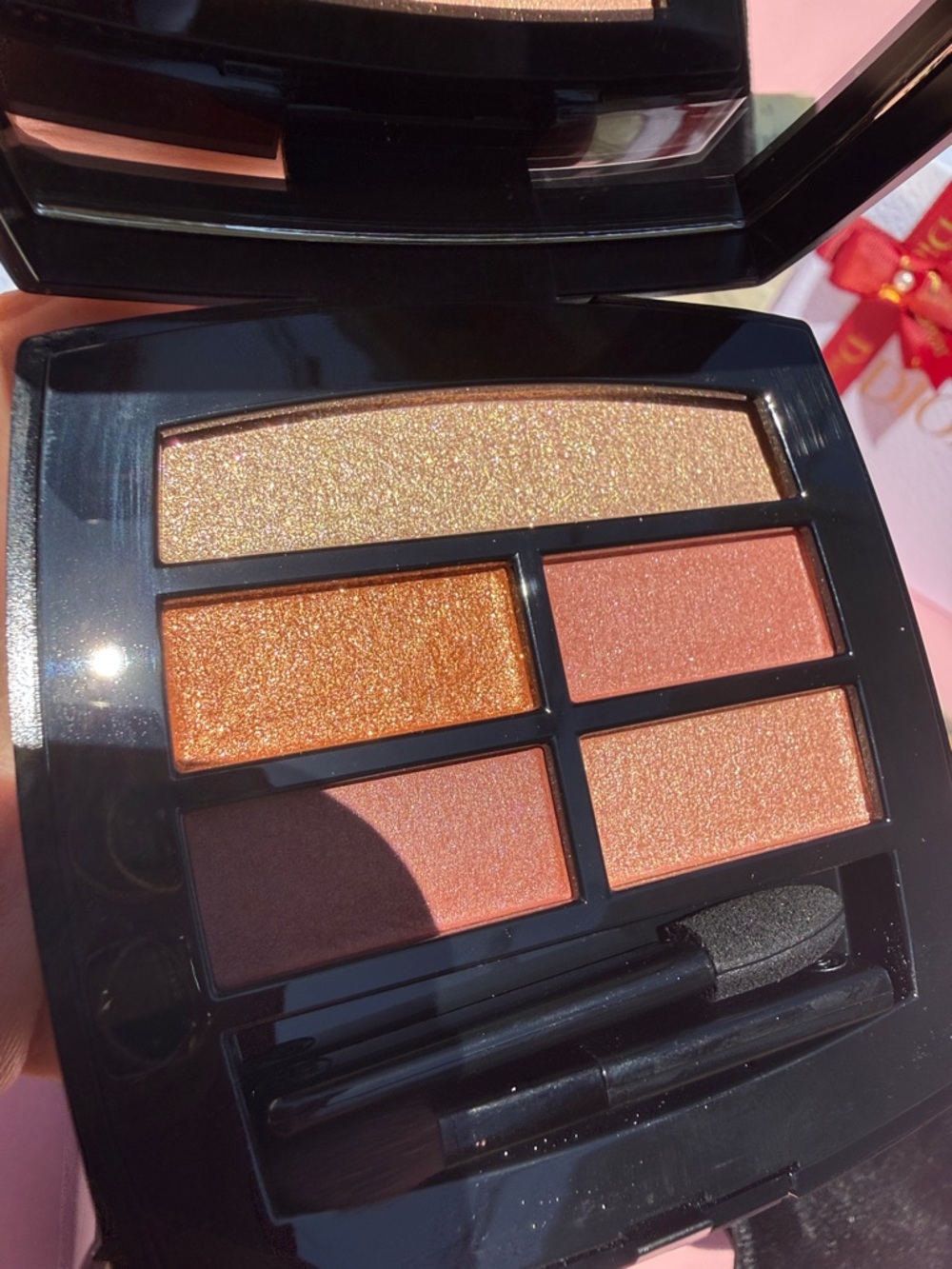 CHANEL Les Beiges Eyeshadows Golden New in Box new